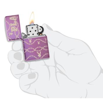 Zippo Purple Playboy Design aansteker. In hand