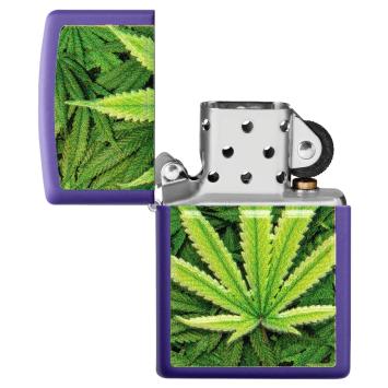 Zippo Cannabis aansteker open